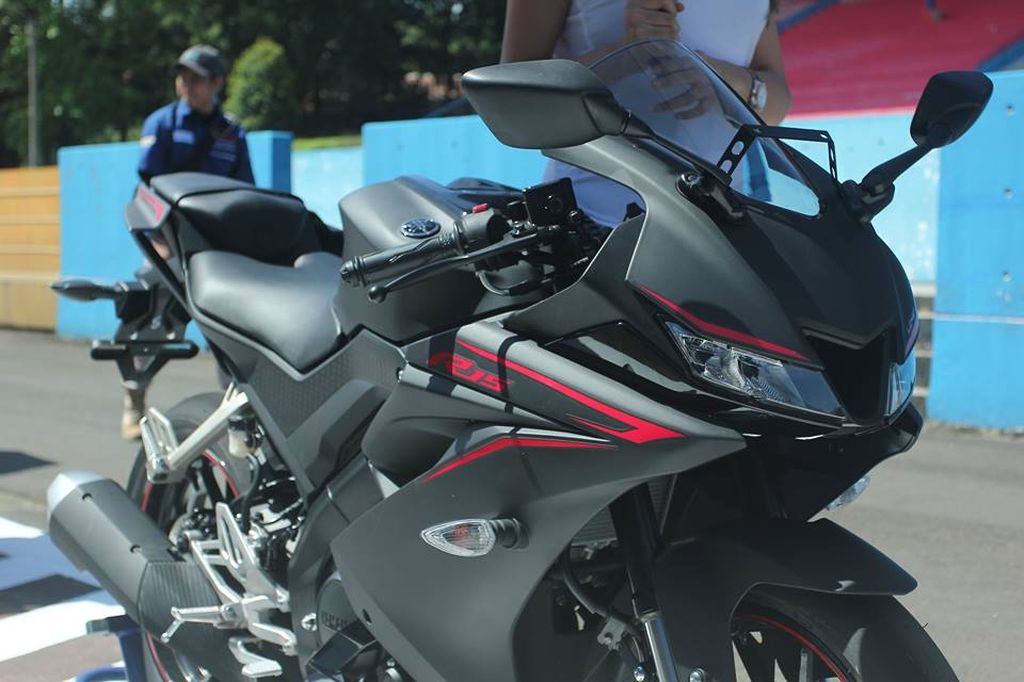 Yamaha R15 v3.0 mới ra mắt tại Indonesia