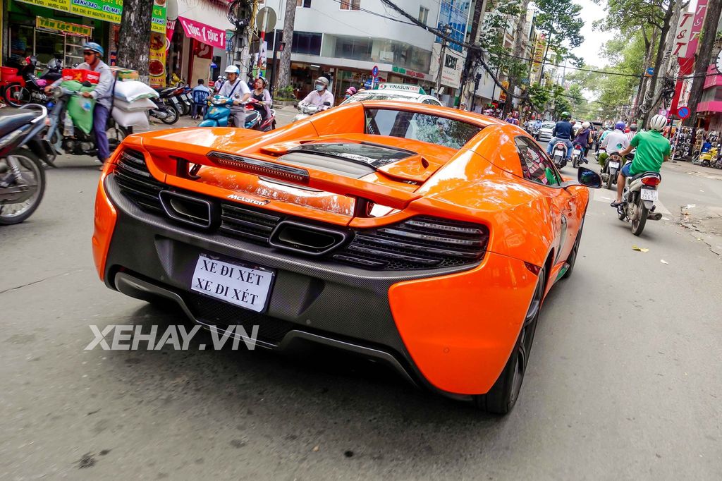 Thêm một chiếc McLaren 650S Spider màu Tarocco Orange có chủ