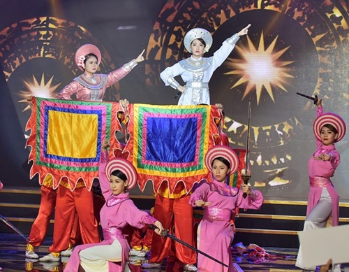 Thiện Nhân và Cao Công Nghĩa giành 300 triệu khi đăng quang Tuyệt đỉnh song ca