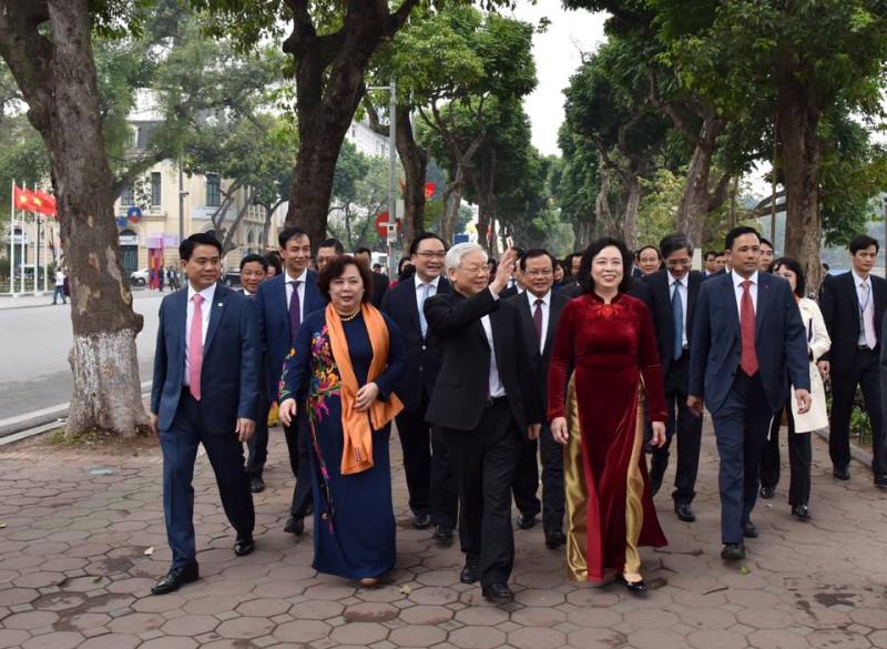 Tổng Bí thư Nguyễn Phú Trọng thăm, chúc Tết Đảng bộ, chính quyền và nhân dân TP Hà Nội
