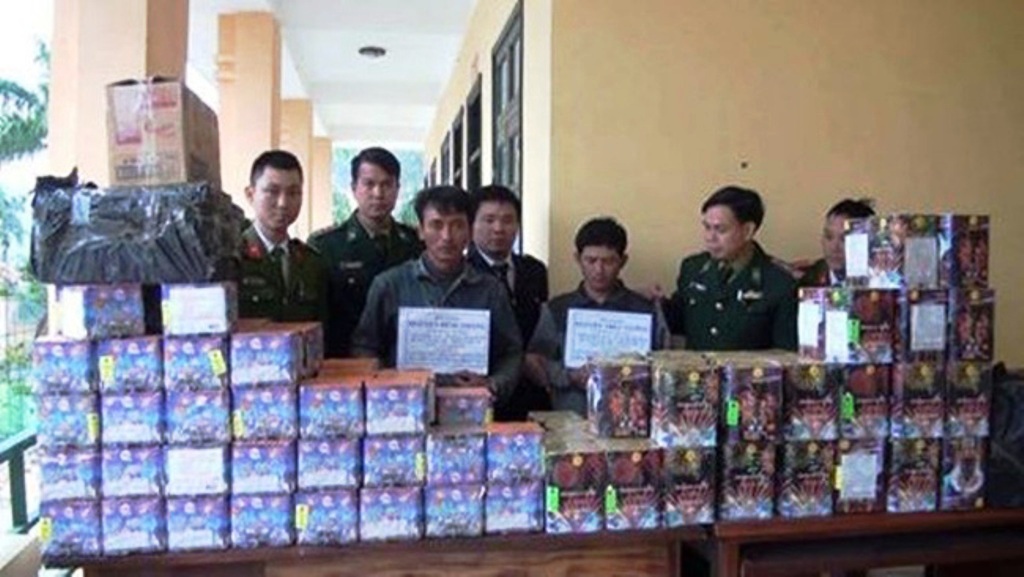 Thanh Hóa: Bắt giữ số lượng lớn pháo lậu