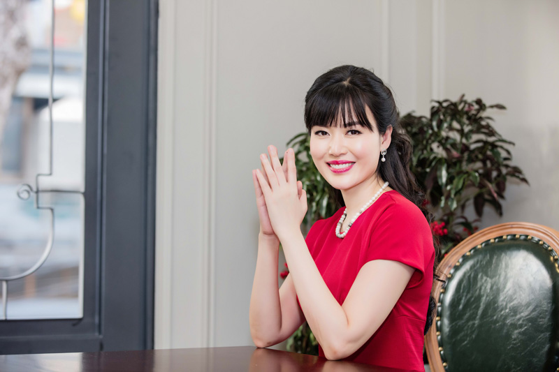 Hoa hậu Thu Thuỷ tiết lộ bí quyết “không tuổi” ngày đầu Xuân