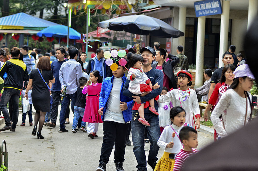 Hà Nội: Các điểm vui chơi nhộn nhịp khách du xuân ảnh 7