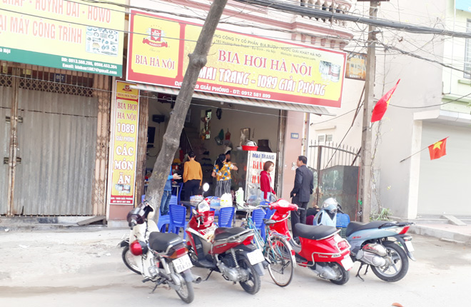 Người dân rục rịch trở lại Thủ đô trong ngày mùng 4 Tết