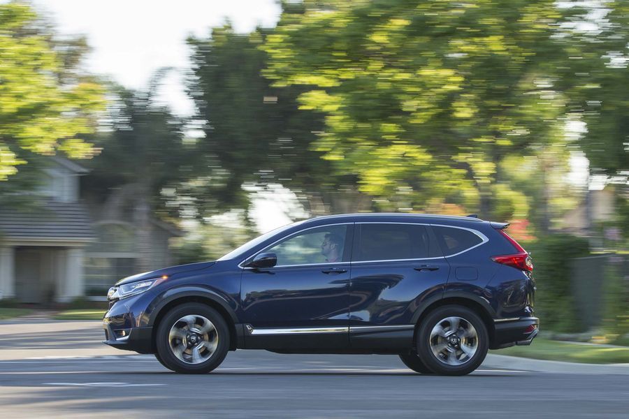 CX-5 năng động, trẻ trung nhưng vẫn chịu thua trước 