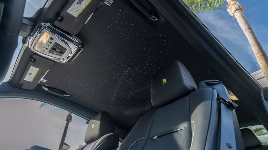 Ngắm Rolls-Royce Wraith Java Green có giá lên tới 9,36 tỷ VNĐ