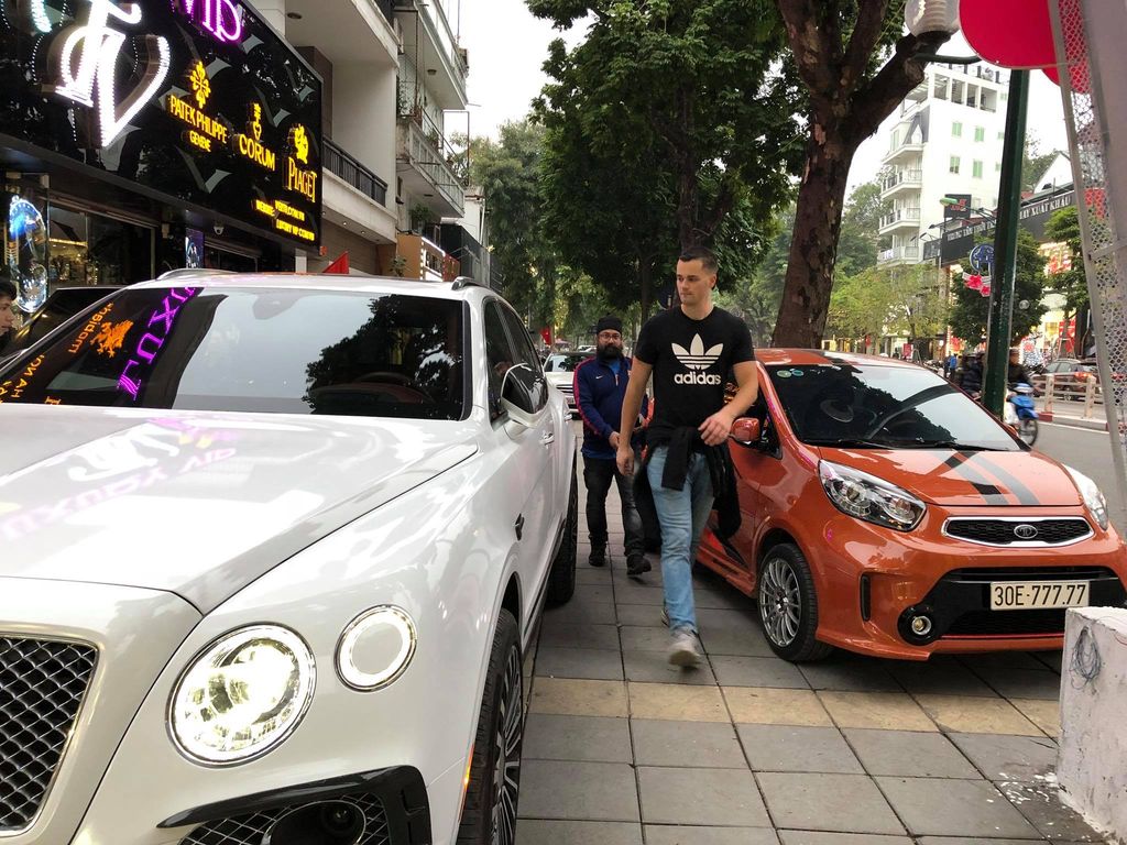 Chiêm ngưỡng Kia Morning biển khủng độ cực chất của tay chơi Hà Nội
