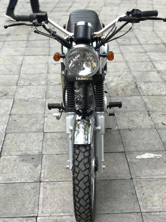 Hà Nội: Yamaha YB125 SP 2017 đầu tiên được độ scrambler có giá 51 triệu đồng