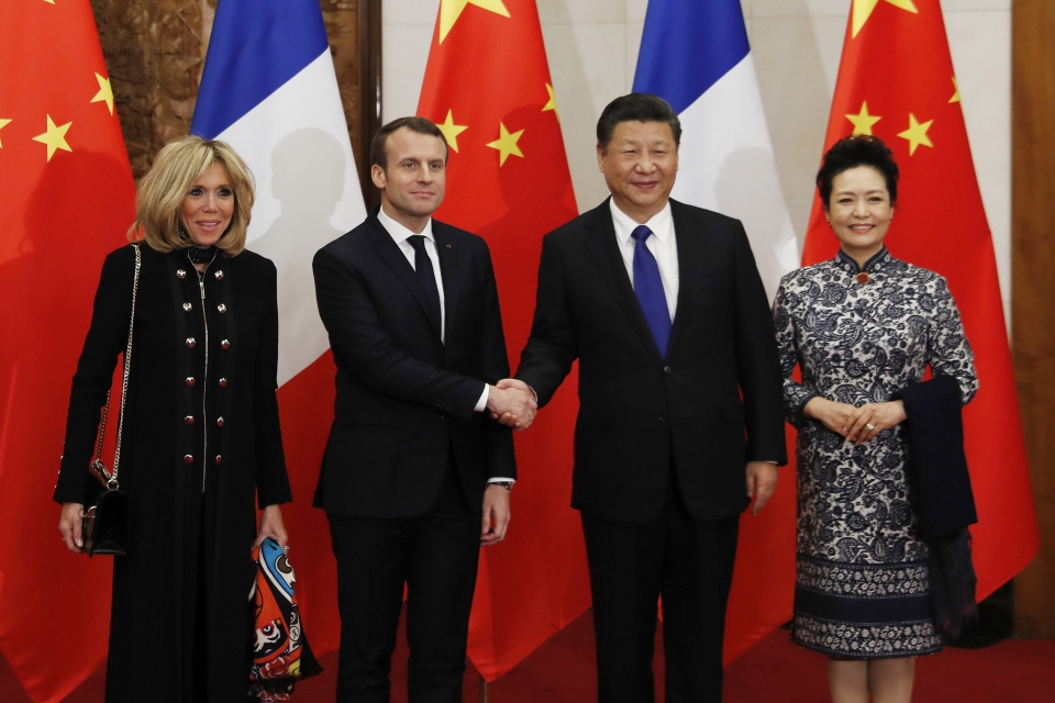 Tổng thống Pháp thăm đội quân đất nung của Tần Thủy Hoàng