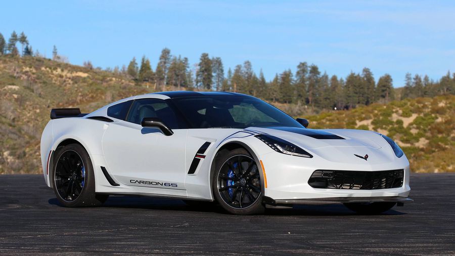 Chevrolet Corvette 2018 chia tay thế giới với số lượng sản xuất đáng buồn - chỉ 9.686 xe