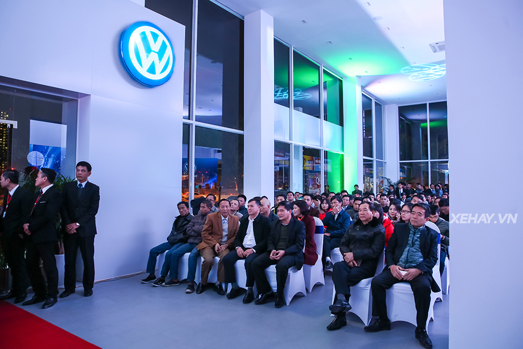 Khai trương 4S VW AutoHaus Phạm Văn Đồng - đại lý lớn nhất của Volkswagen tại Việt Nam