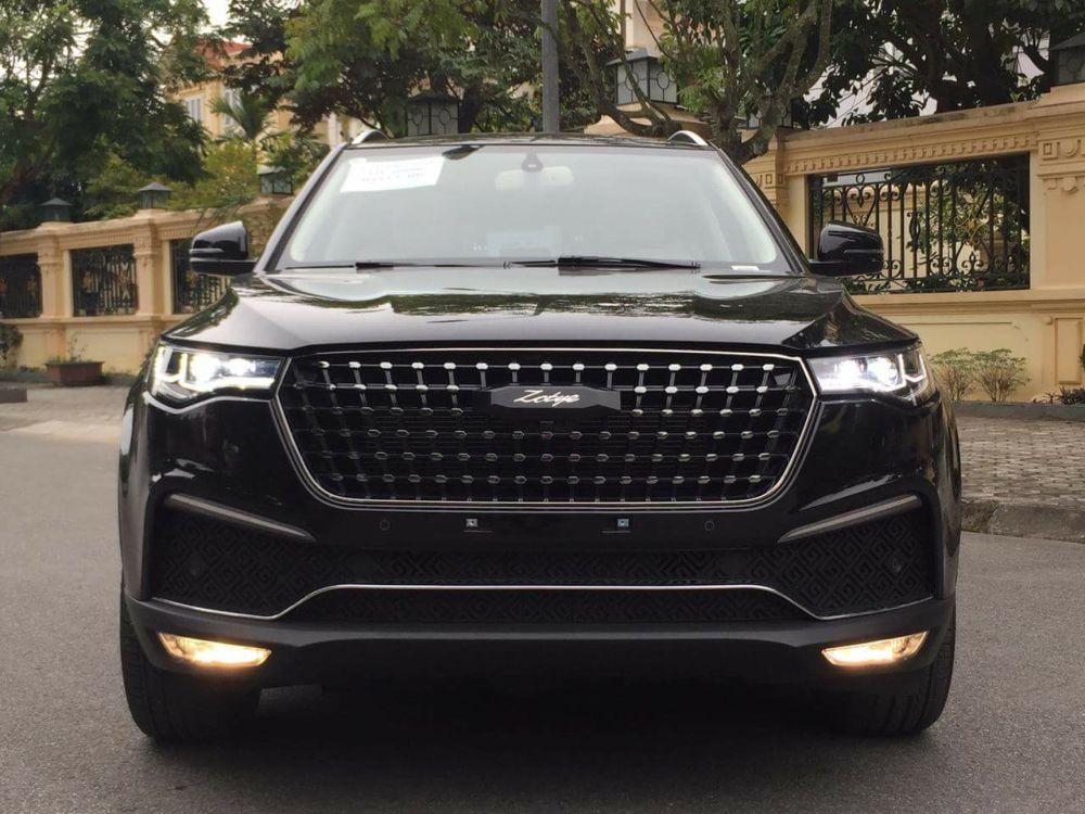 SUV 5 chỗ Zotye Z8 2018 nhập khẩu từ Trung Quốc có giá chỉ 728 triệu đồng tại Việt Nam