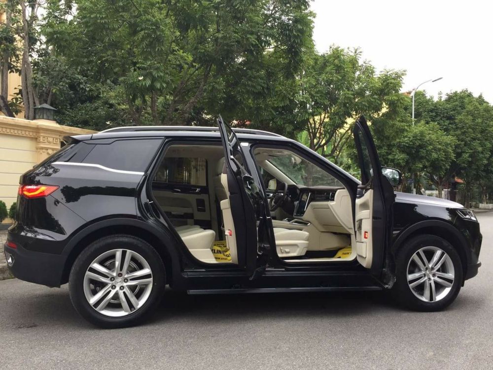 SUV 5 chỗ Zotye Z8 2018 nhập khẩu từ Trung Quốc có giá chỉ 728 triệu đồng tại Việt Nam