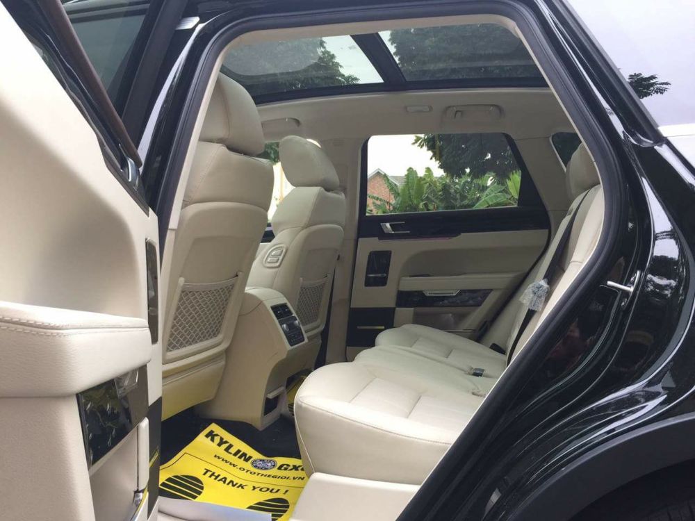 SUV 5 chỗ Zotye Z8 2018 nhập khẩu từ Trung Quốc có giá chỉ 728 triệu đồng tại Việt Nam