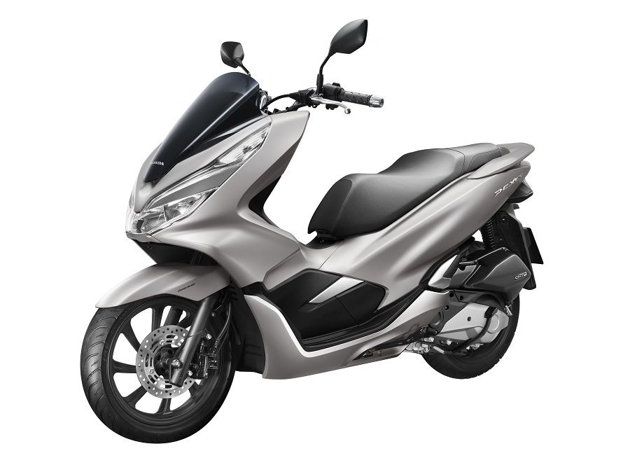 Honda PCX 150 2018 có giá đề xuất 70,5 triệu đồng, cao hơn PCX 125 đến 14 triệu đồng