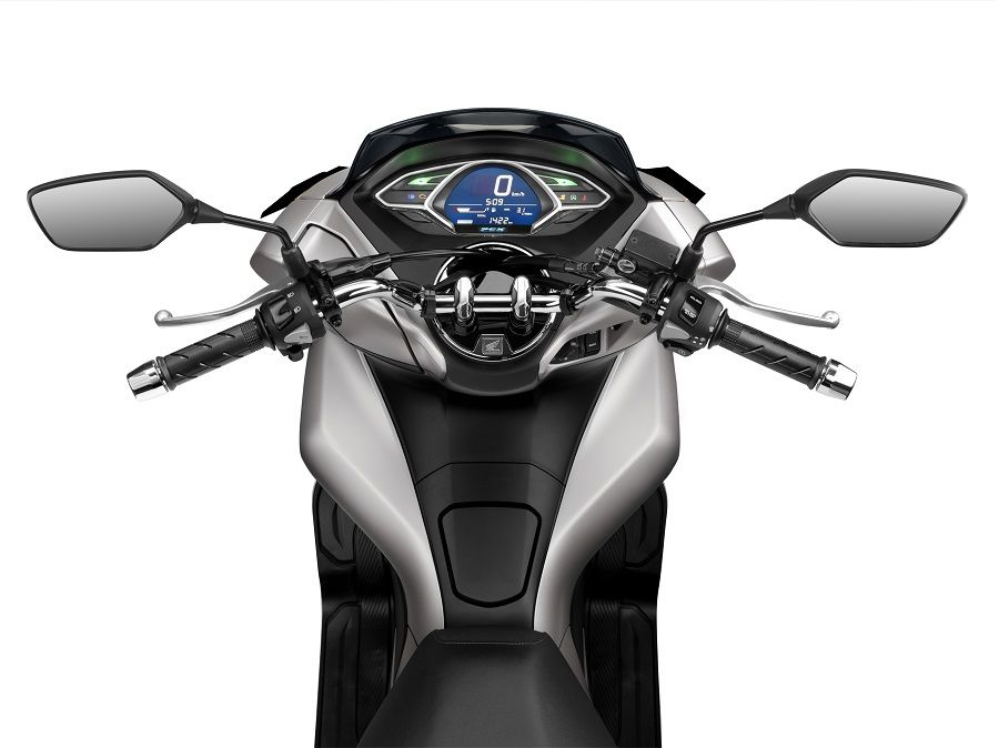 Honda PCX 150 2018 có giá đề xuất 70,5 triệu đồng, cao hơn PCX 125 đến 14 triệu đồng