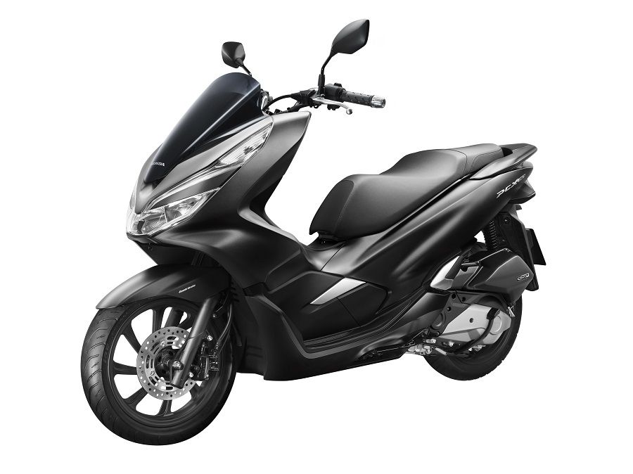 Honda PCX 150 2018 có giá đề xuất 70,5 triệu đồng, cao hơn PCX 125 đến 14 triệu đồng