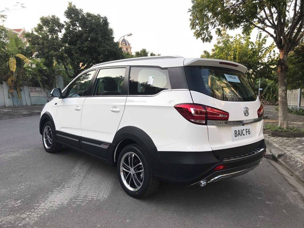 BAIC F6 - MPV Trung Quốc chỉ có giá 588 triệu đồng, về Việt Nam cạnh tranh với Toyota Innova