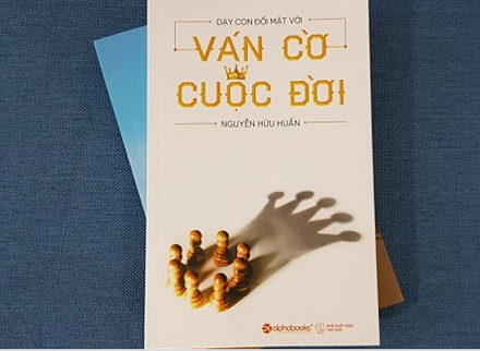Dạy con đối mặt với ván cờ cuộc đời