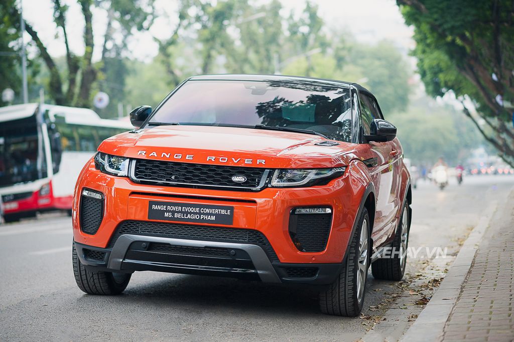 Chiêm ngưỡng Range Rover Evoque Convertible màu độc nhất Việt Nam của nữ biker Hà thành