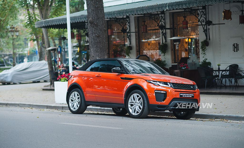 Chiêm ngưỡng Range Rover Evoque Convertible màu độc nhất Việt Nam của nữ biker Hà thành