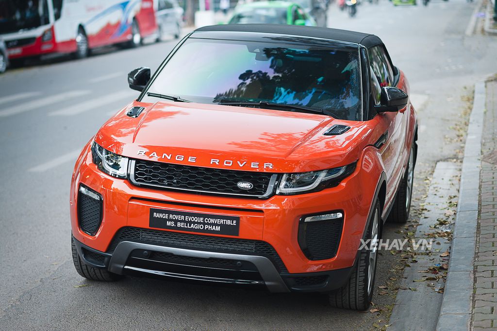 Chiêm ngưỡng Range Rover Evoque Convertible màu độc nhất Việt Nam của nữ biker Hà thành