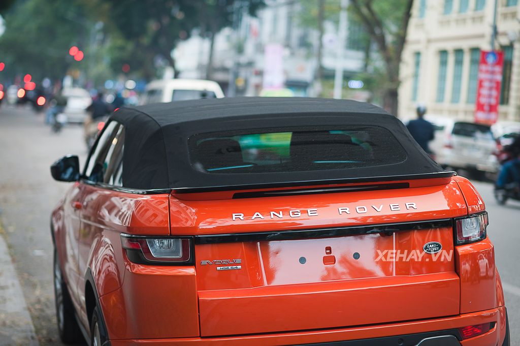 Chiêm ngưỡng Range Rover Evoque Convertible màu độc nhất Việt Nam của nữ biker Hà thành