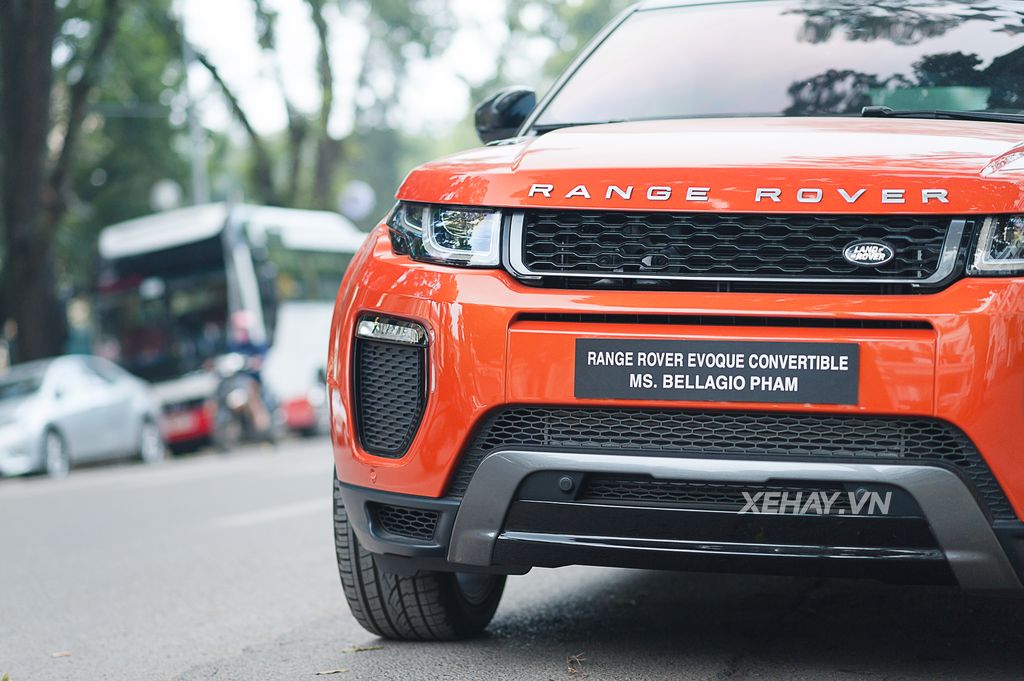 Chiêm ngưỡng Range Rover Evoque Convertible màu độc nhất Việt Nam của nữ biker Hà thành