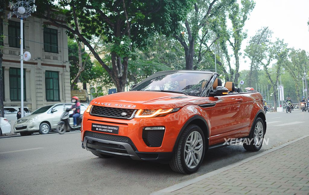 Chiêm ngưỡng Range Rover Evoque Convertible màu độc nhất Việt Nam của nữ biker Hà thành