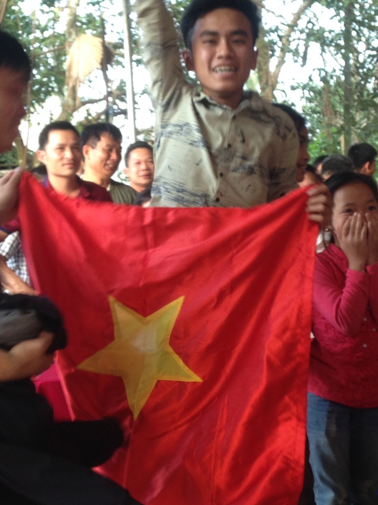 Quê hương thủ môn Bùi Tiến Dũng: Vỡ òa trong niềm hạnh phúc...!