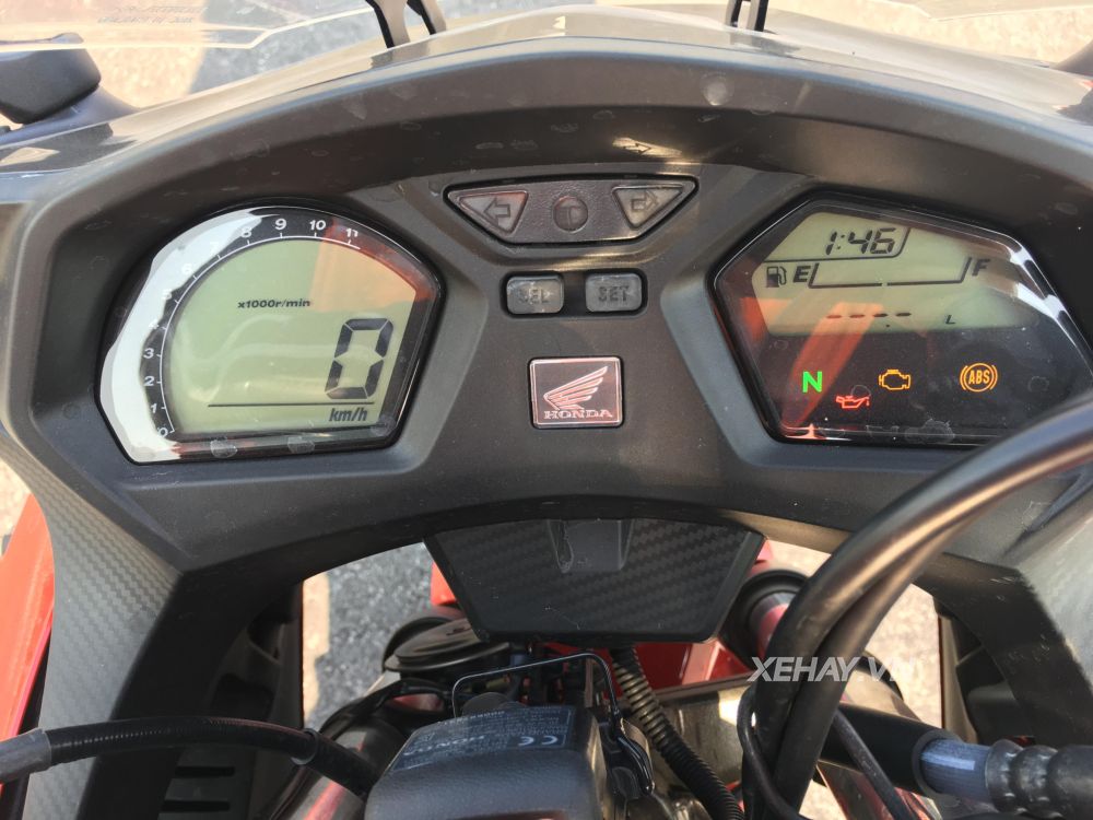 Chiêm ngưỡng vẻ đẹp của mô tô thể thao Honda CBR650F 2017