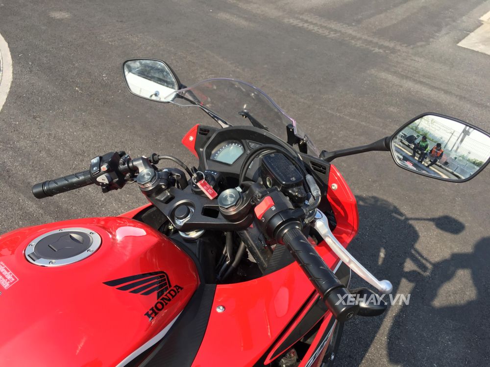 Chiêm ngưỡng vẻ đẹp của mô tô thể thao Honda CBR650F 2017