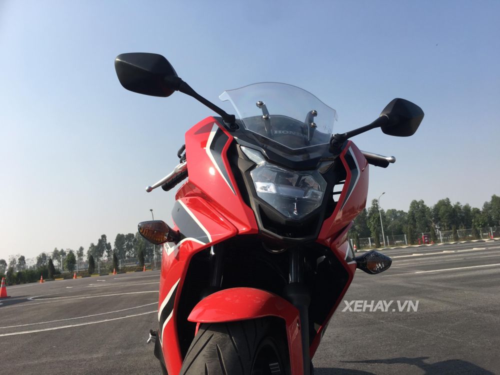Chiêm ngưỡng vẻ đẹp của mô tô thể thao Honda CBR650F 2017