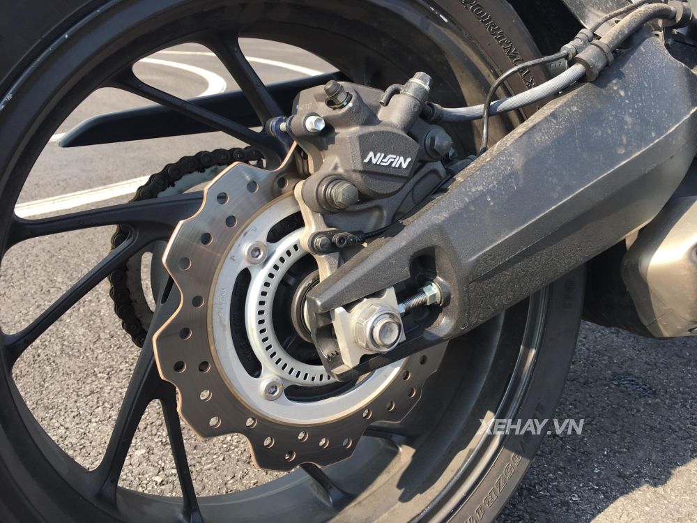 Chiêm ngưỡng vẻ đẹp của mô tô thể thao Honda CBR650F 2017