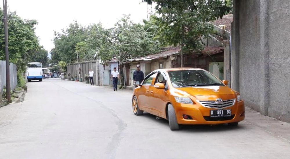 Dân chơi Indonesia độ xe Toyota Vios 2 đầu kỳ lạ gây chú ý trên mạng xã hội