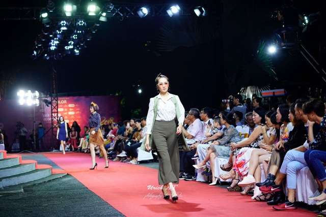 Siêu mẫu Lê Thu An sải bước chuyên nghiệp, tràn đầy năng lượng