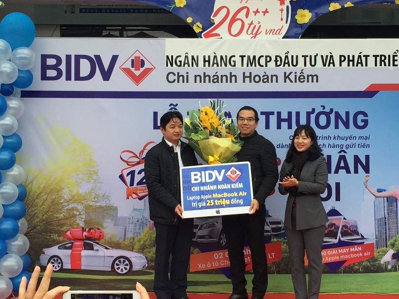 BIDV trao 500 triệu đồng tới khách hàng trúng thưởng chương trình “Tài Lộc Nhân đôi”