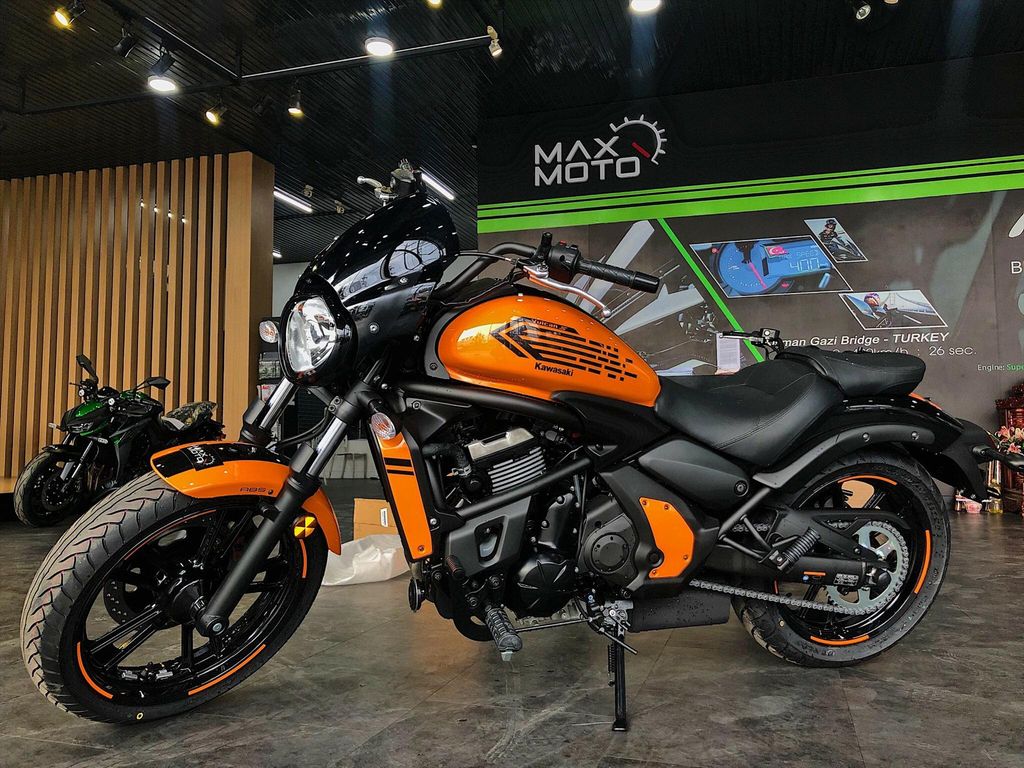 Kawasaki Vulcan S Cafe 2019 giá 259 triệu đồng tại Việt Nam