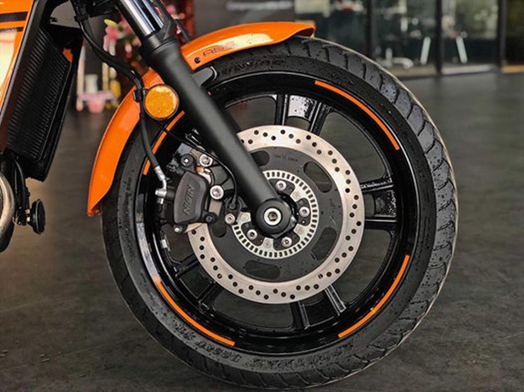Kawasaki Vulcan S Cafe 2019 giá 259 triệu đồng tại Việt Nam