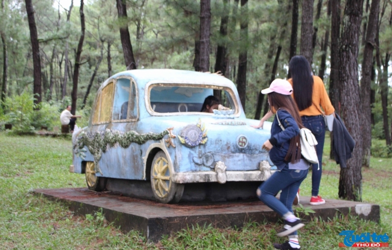 Nếu có dịp ghé thăm Huế, đây là nơi mà bạn nên tham quan, không chỉ để chụp những tấm hình mà còn để trải nghiệm…