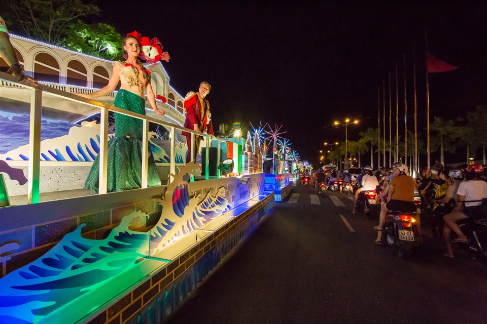 Le hoi duong pho tai DIFF 2018 (3)
