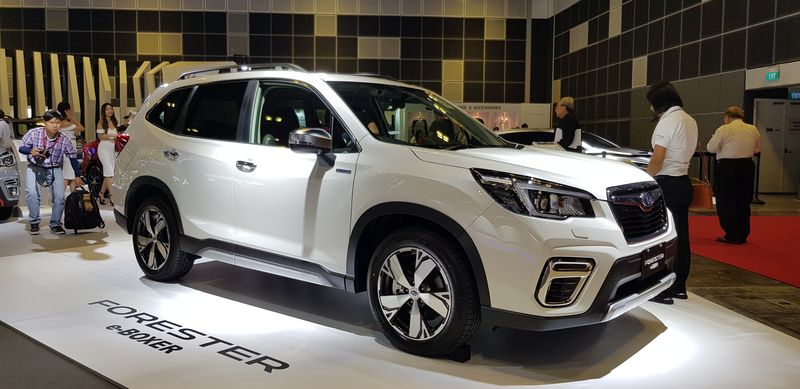 Subaru ra mắt Forester e-Boxer động cơ “xăng lai điện” tại Đông Nam Á