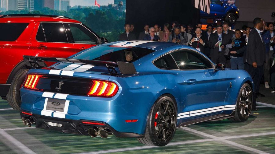 Ford Mustang Shelby GT500 2020 tỏa sáng tại Triển lãm Detroit