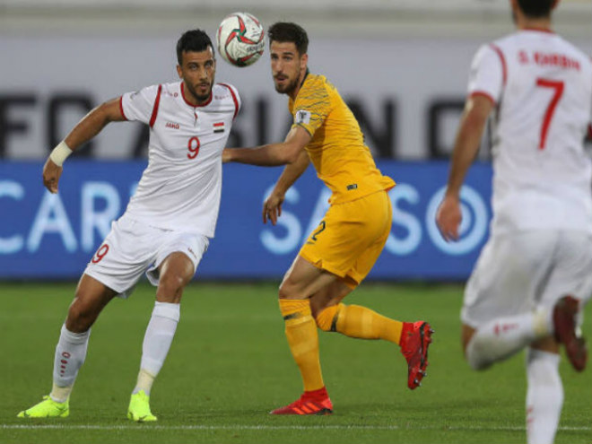 Australia thắng nhọc Syria với tỷ số 3-2.