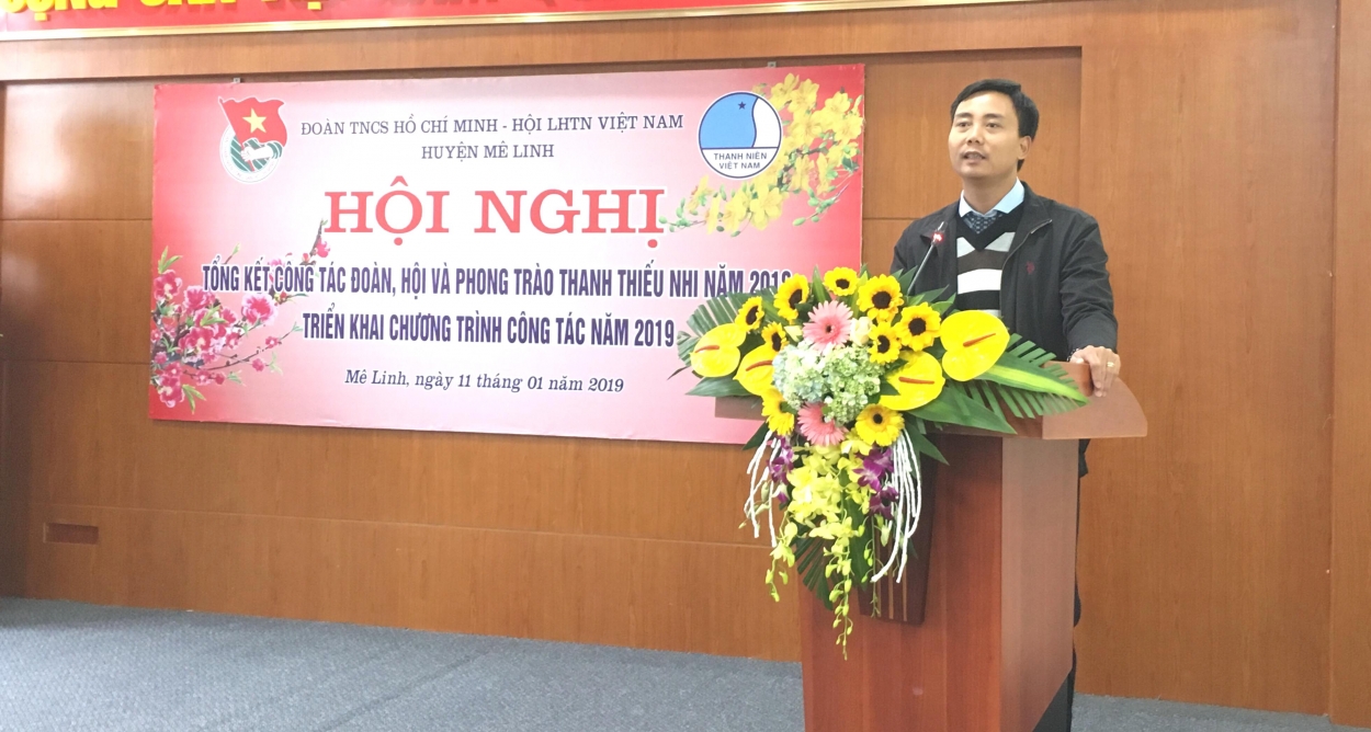 Đồng chí Nguyễn Đức Tiến - Phó Bí thư Thành đoàn Hà Nội phát biểu tại hội nghị