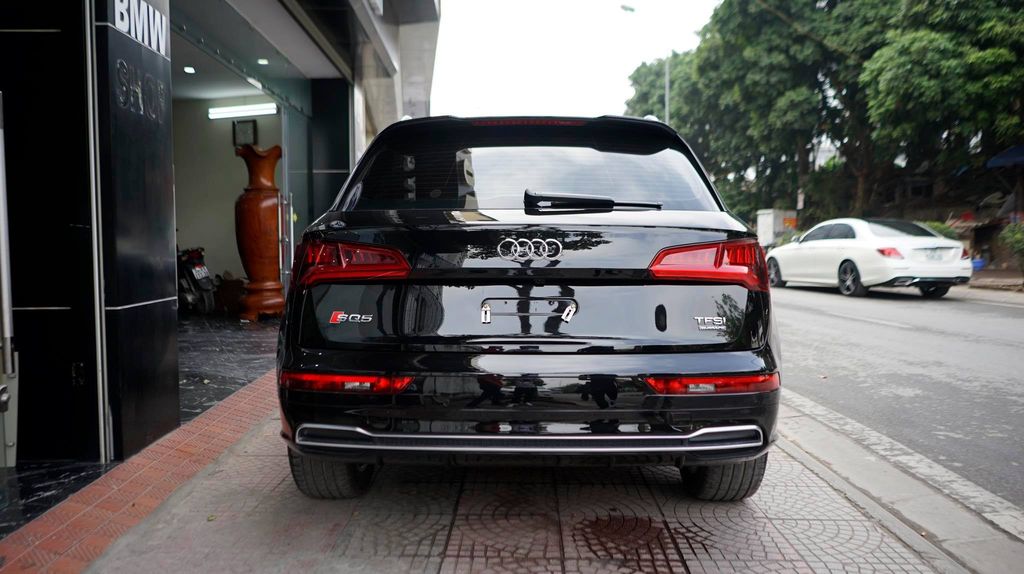 Chạy 1 năm với 16.000 km, chủ nhân Audi Q5 độ S-line 