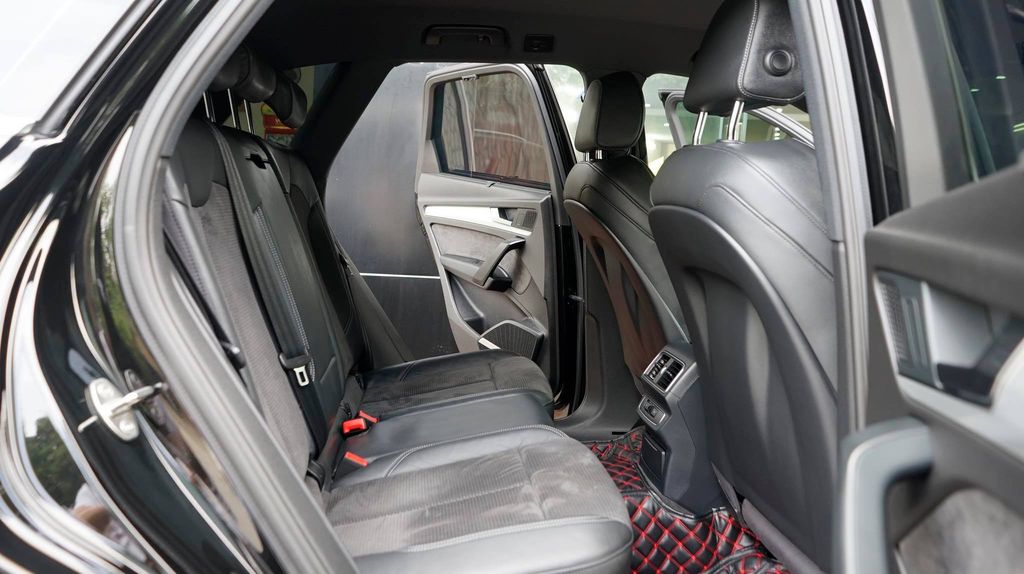 Chạy 1 năm với 16.000 km, chủ nhân Audi Q5 độ S-line 