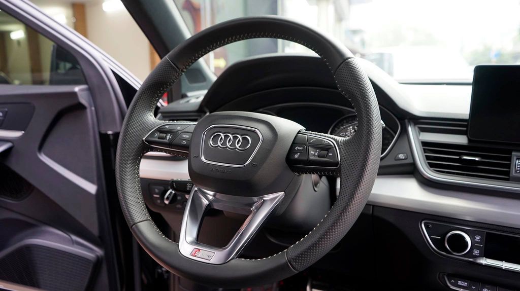Chạy 1 năm với 16.000 km, chủ nhân Audi Q5 độ S-line 