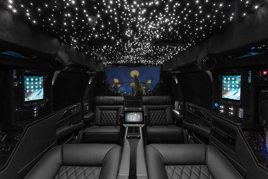 Cadillac Escalade Viceroy dài gần 7 mét với khoang nội thất cực đẳng cấp của nhà độ Lexani
