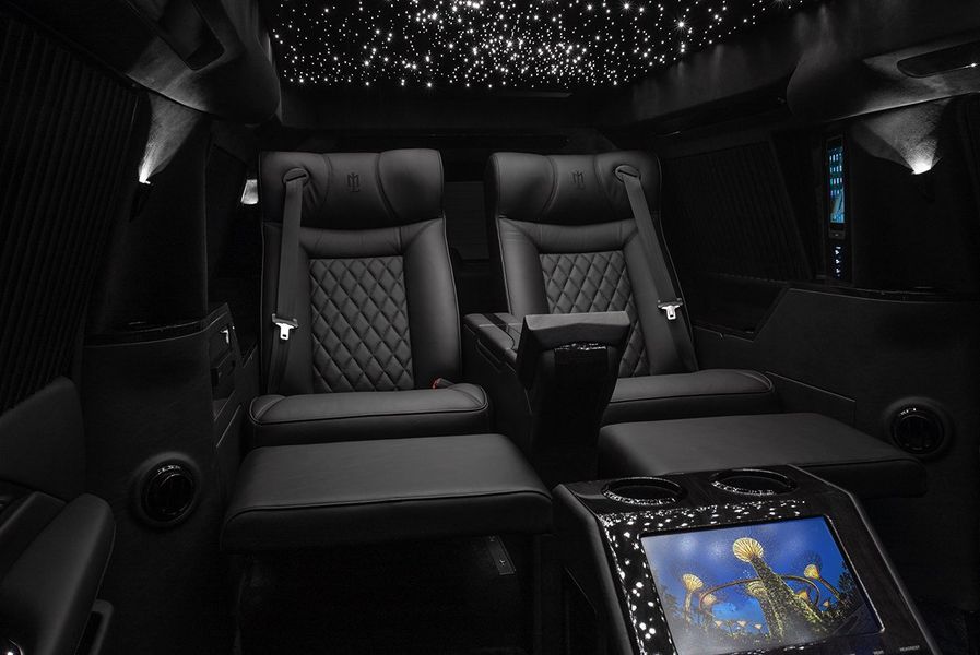 Cadillac Escalade Viceroy dài gần 7 mét với khoang nội thất cực đẳng cấp của nhà độ Lexani
